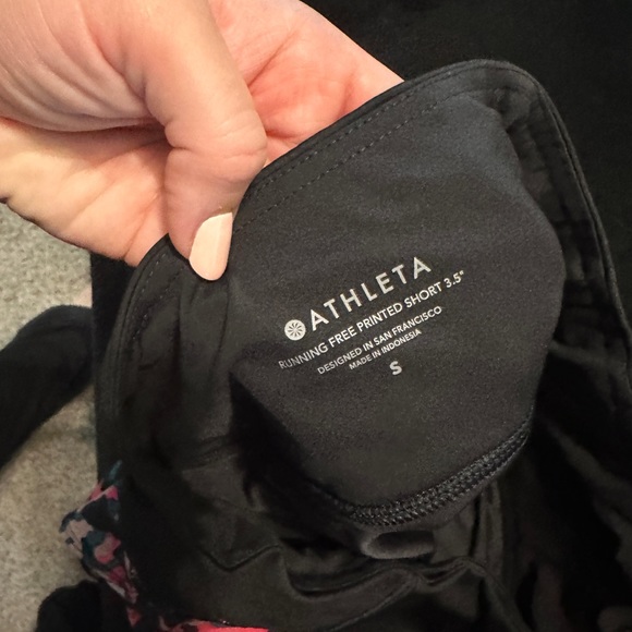 Athleta shorts - Picture 2 of 3
